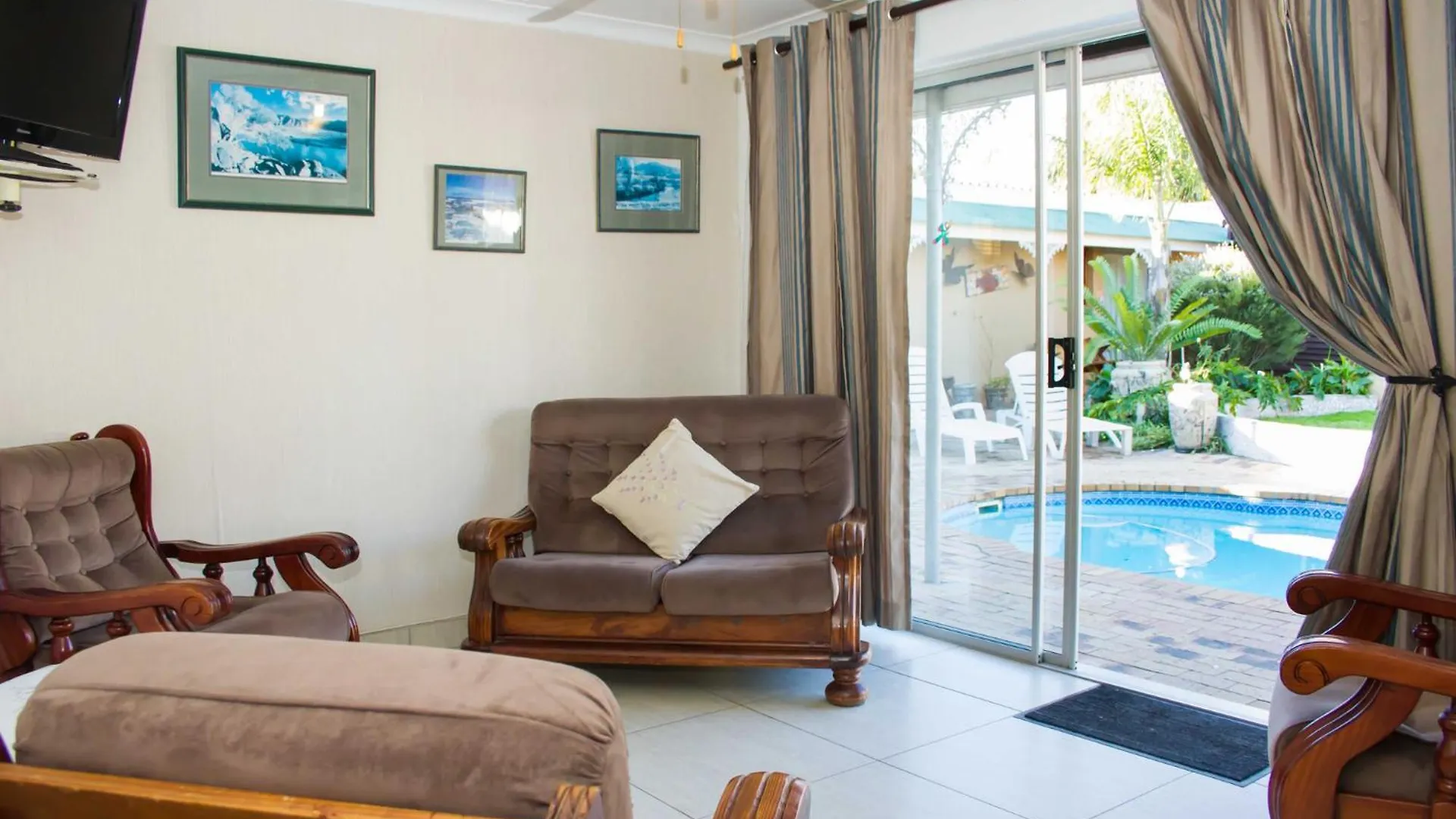 ブラッケンフェル De Helling Self Catering Bed & Breakfast 南アフリカ