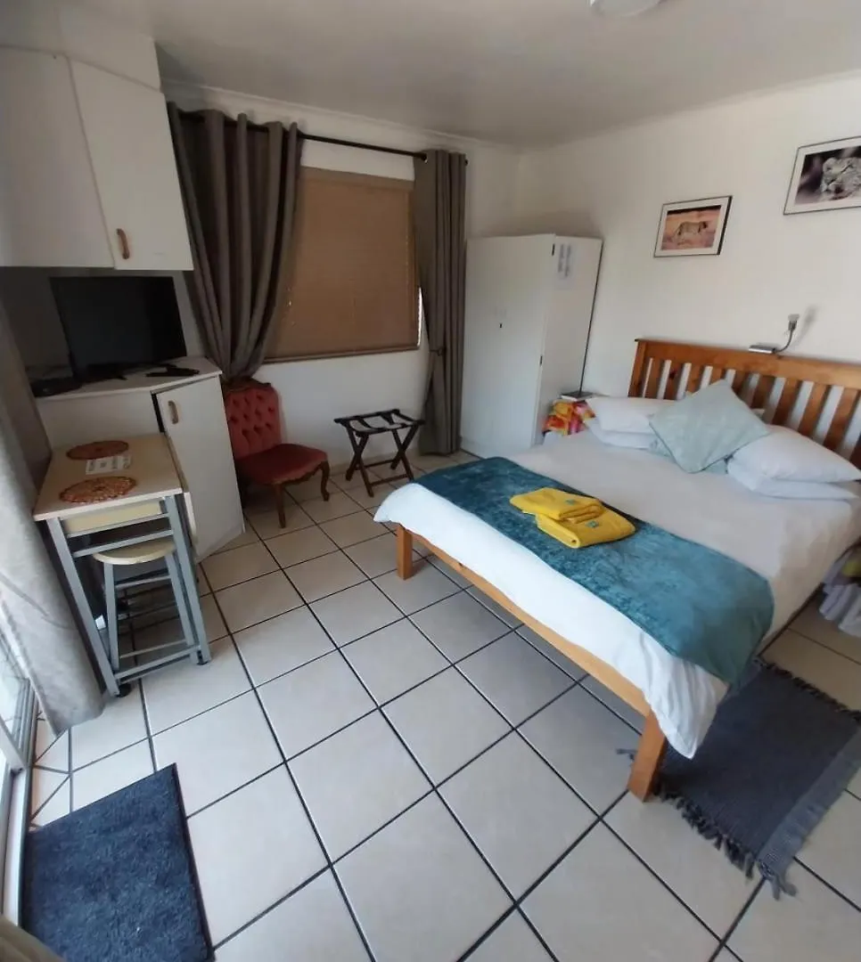 De Helling Self Catering Bed & Breakfast Brackenfell